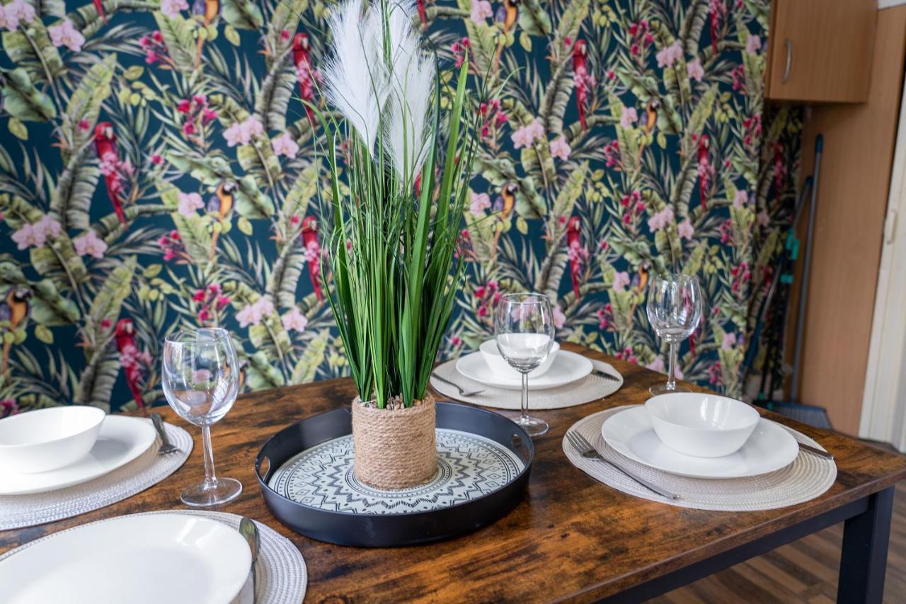 Exclusive Deals L Last-Minute Reserve L Townhouse With Sleeps 6 L Braunstone Town , Leicester L By Zen Nights Short Lets & Serviced Accommodations 외부 사진