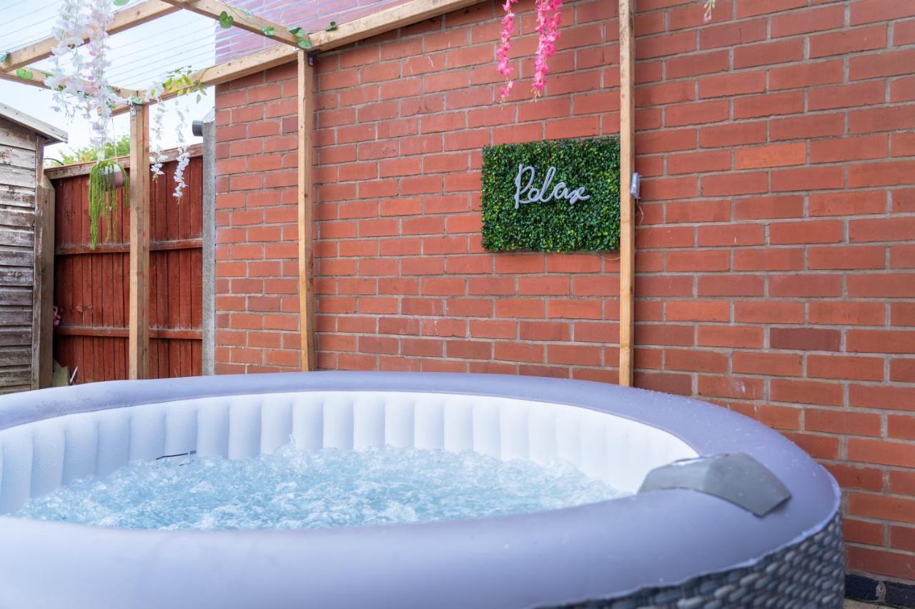 Exclusive Deals L Last-Minute Reserve L Townhouse With Sleeps 6 L Braunstone Town , Leicester L By Zen Nights Short Lets & Serviced Accommodations 외부 사진