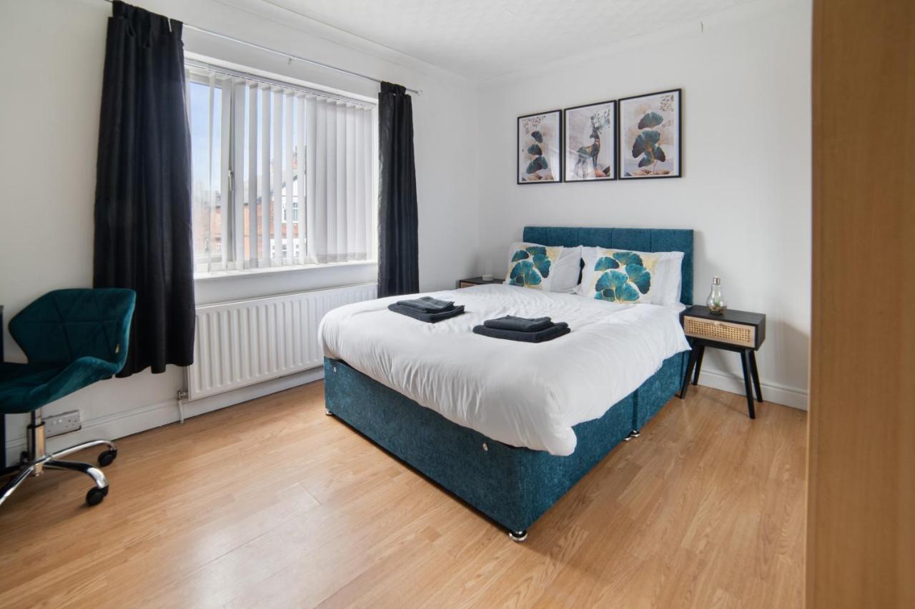 Exclusive Deals L Last-Minute Reserve L Townhouse With Sleeps 6 L Braunstone Town , Leicester L By Zen Nights Short Lets & Serviced Accommodations 외부 사진