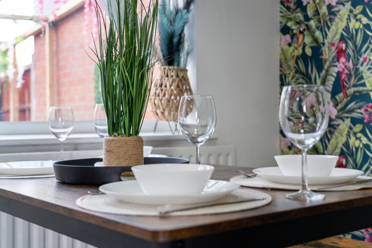 Exclusive Deals L Last-Minute Reserve L Townhouse With Sleeps 6 L Braunstone Town , Leicester L By Zen Nights Short Lets & Serviced Accommodations 외부 사진